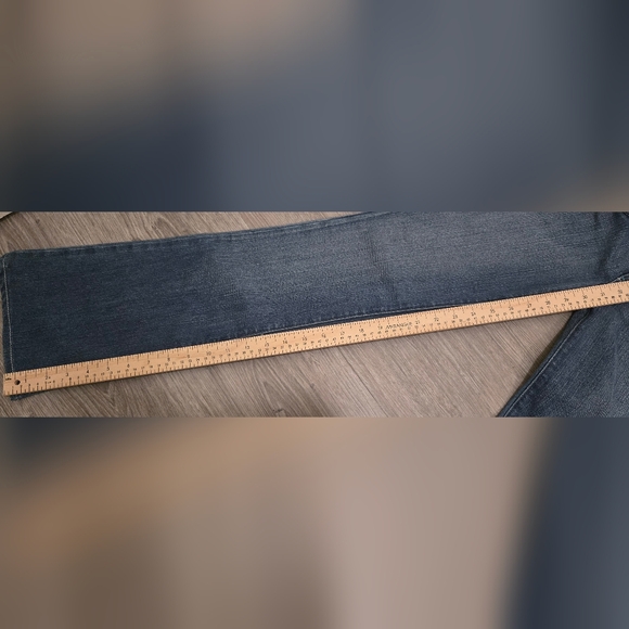 Womens Rock & Republic Flare Jeans - Picture 4 of 4